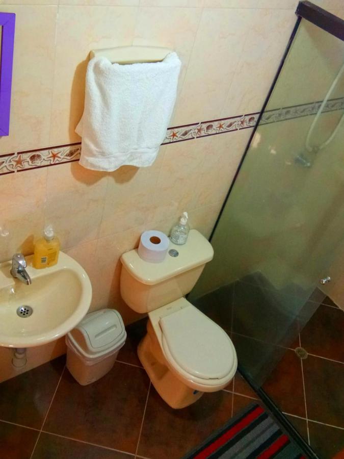 La Comunita-Cinema Hostel Medellín Zewnętrze zdjęcie
