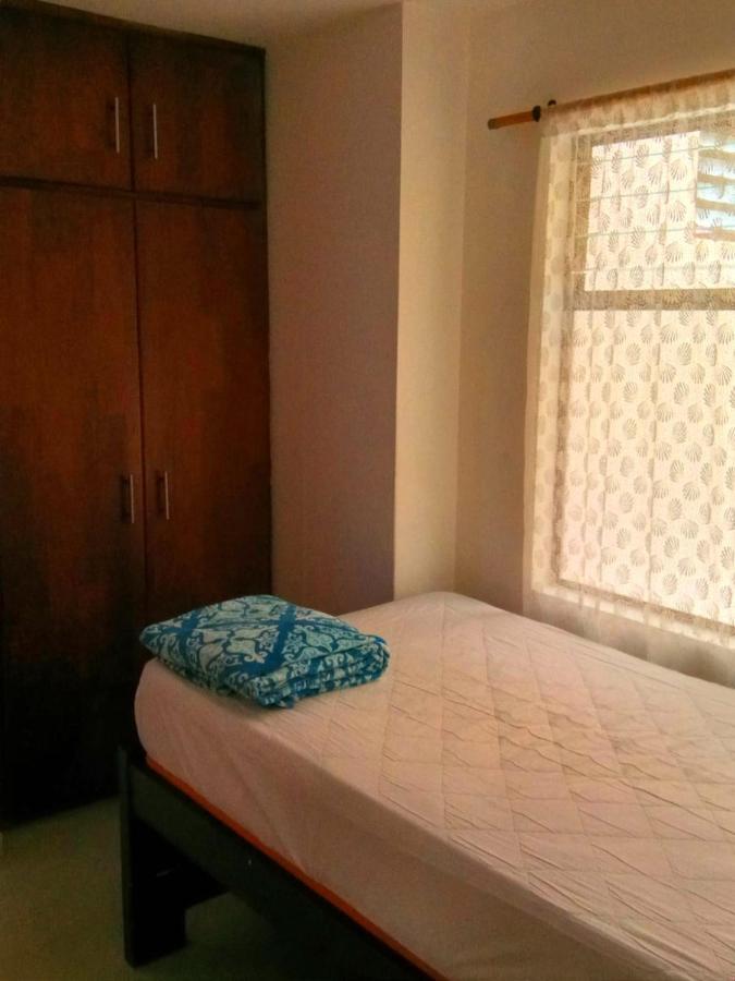 La Comunita-Cinema Hostel Medellín Zewnętrze zdjęcie