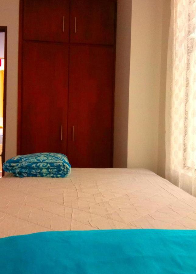 La Comunita-Cinema Hostel Medellín Zewnętrze zdjęcie